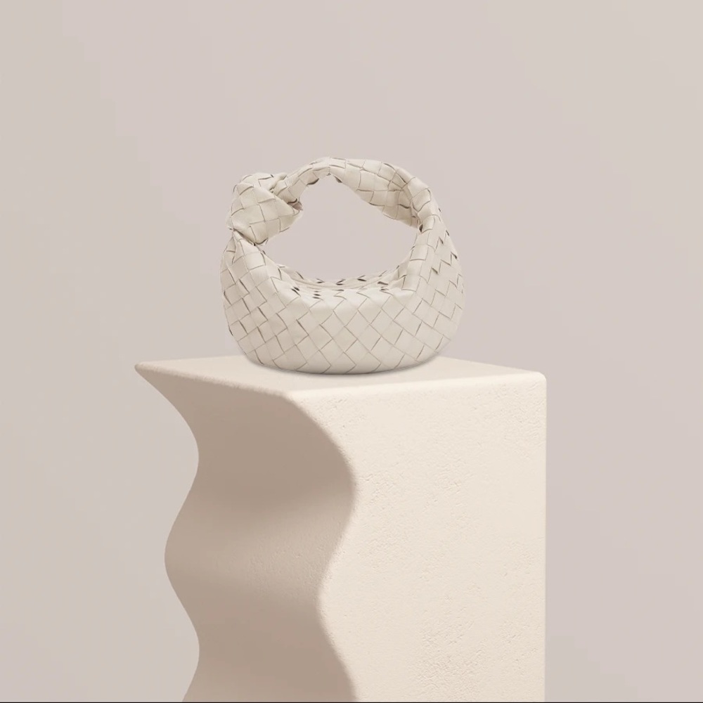 NWT Looks Like Summer Mini Sienna Bag in Ivory